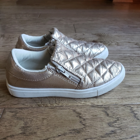 Girls shoes size 13 - Picture 1 of 3